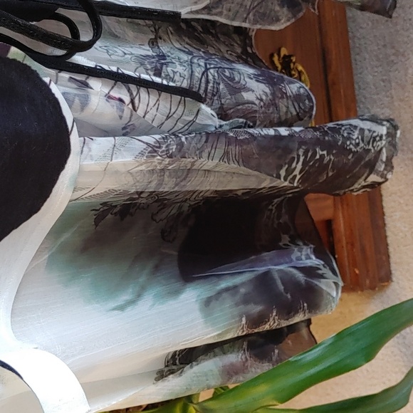 💚NWOT Women's Picadilly Semi Shear Flowy Vest - Picture 7 of 11